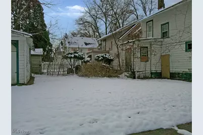 777 Ruth Avenue, Akron, OH 44307 - Photo 6