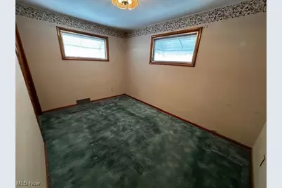 350 Beebe Avenue, Elyria, OH 44035 - Photo 16