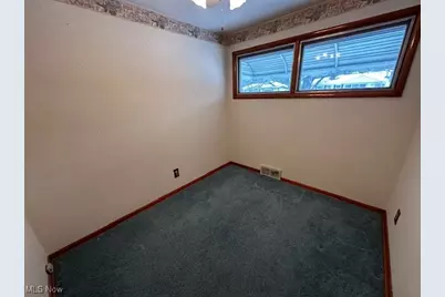 350 Beebe Avenue, Elyria, OH 44035 - Photo 14