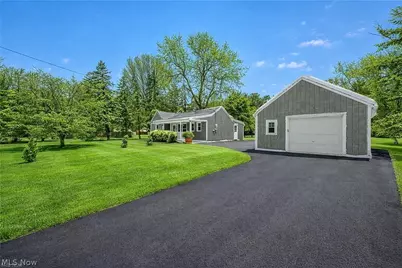 8564 Cedar Road, Chesterland, OH 44026 - Photo 2