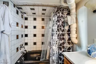 2478 Richmond Rd, Beachwood, OH 44122 - Photo 34