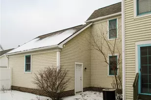 1942 E 84th St, Loveland, OH 44106 - Photo 6