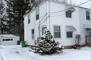 1437 E 252nd St, Euclid, OH 44117 - Photo 2