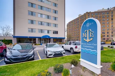 12520 Edgewater Drive #1203, Oakwood, OH 44107 - Photo 2