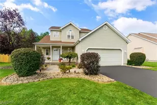 1244 Cross Dr, Austintown, OH 44515 - Photo 4