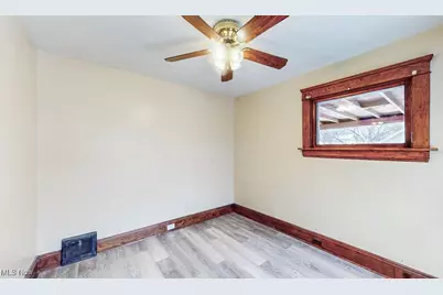 941 Hunt Street, Akron, OH 44306 - Photo 10