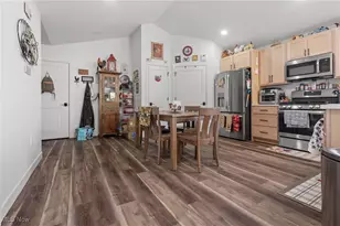 1031 Sycamore Ln, Millersburg, OH 44654 - Photo 8