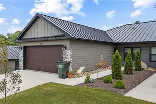 1031 Sycamore Ln, Millersburg, OH 44654 - Photo 2