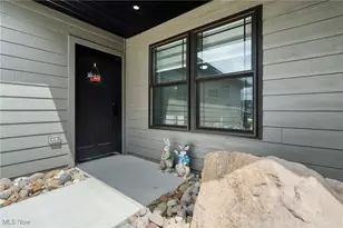 1031 Sycamore Ln, Millersburg, OH 44654 - Photo 4