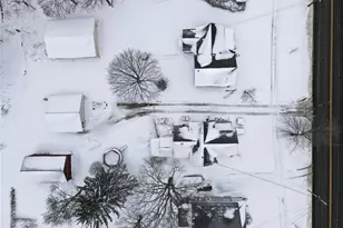 234 N Hambden St, Chardon, OH 44024 - Photo 32