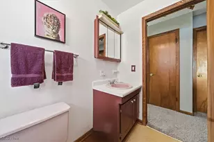 1863 Harding Ave, Akron, OH 44312 - Photo 22