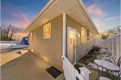 1863 Harding Avenue, Akron, OH 44312 - Photo 30