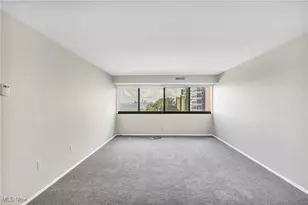 12550 Lake Ave, Oakwood, OH 44107 - Photo 26