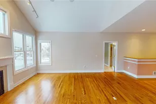 891 Stonewater Dr, Kent, OH 44240 - Photo 4