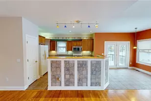 891 Stonewater Dr, Kent, OH 44240 - Photo 8