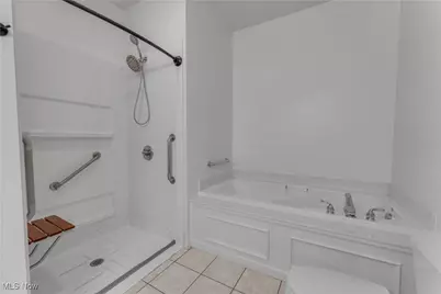 24 Hunters Woods Boulevard #D, Canfield, OH 44406 - Photo 26