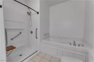 24 Hunters Woods Blvd, Canfield, OH 44406 - Photo 26