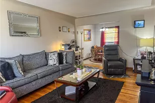 718 N Bon Air Ave, Youngstown, OH 44509 - Photo 2