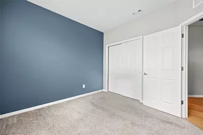 292 Kensington Way, Elyria, OH 44035 - Photo 6