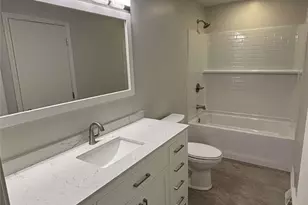 1353 Lake Martin Dr, Kent, OH 44240 - Photo 16