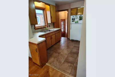 2619 Fortune Avenue, Parma, OH 44134 - Photo 6