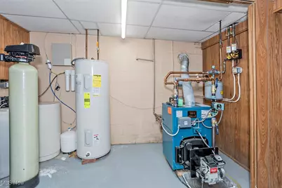 16860 Snyder Road, Chagrin Falls, OH 44023 - Photo 40