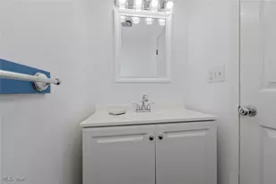 16860 Snyder Rd, Chagrin Falls, OH 44023 - Photo 22