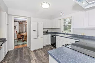 16860 Snyder Rd, Chagrin Falls, OH 44023 - Photo 12