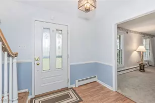 16860 Snyder Rd, Chagrin Falls, OH 44023 - Photo 4