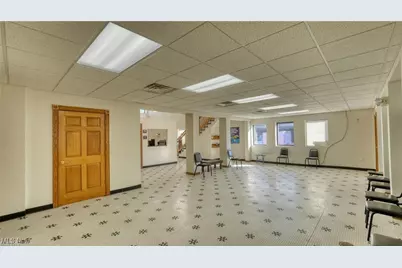 918 Woodlawn Avenue, Cambridge, OH 43725 - Photo 8