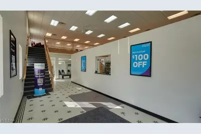 918 Woodlawn Avenue, Cambridge, OH 43725 - Photo 4