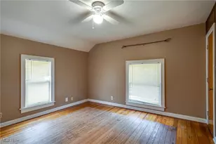 377 Hillsdale Ave, Barberton, OH 44203 - Photo 16