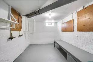 377 Hillsdale Ave, Barberton, OH 44203 - Photo 22