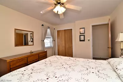 15991 Henley Road, Loveland, OH 44112 - Photo 18