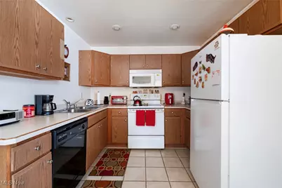 3921/3923 Huntmere Avenue, Youngstown, OH 44515 - Photo 16