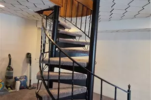 1373 Military Rd, Zanesville, OH 43701 - Photo 12