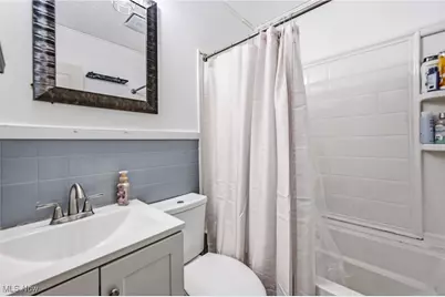 218 N Beverly Avenue, Austintown, OH 44515 - Photo 18