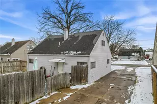 218 N Beverly Ave, Austintown, OH 44515 - Photo 34