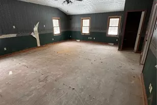 3178 S Newton Falls Rd, Diamond, OH 44412 - Photo 16