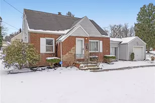 210 Davenport Ave, Akron, OH 44312 - Photo 2