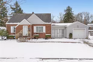 210 Davenport Ave, Akron, OH 44312 - Photo 1