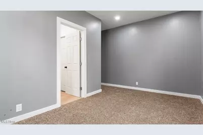 1329 Stone Street, Zanesville, OH 43701 - Photo 28