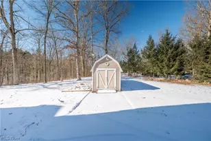 2998 Whispering Pines Dr, Canfield, OH 44406 - Photo 40