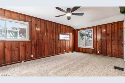 10050 Norwich Drive, Norwich, OH 43767 - Photo 16