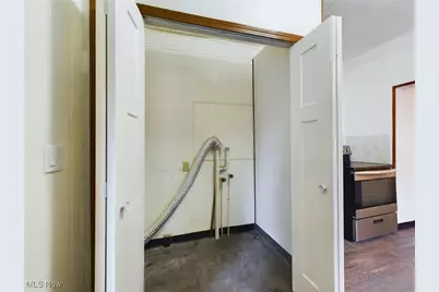 1128 Cordova Avenue, Akron, OH 44320 - Photo 14