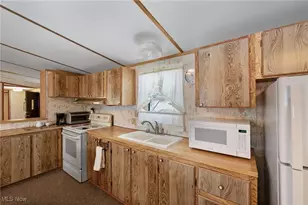 13009 Kevin Ln, Chardon, OH 44024 - Photo 12