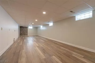 5125 Glenoak Drive NE, Louisville, OH 44641 - Photo 24