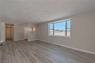 155 Sterling St, Creston, OH 44217 - Photo 4