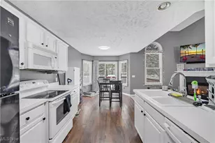 1033 Parsons Rd, Grafton, OH 44044 - Photo 6