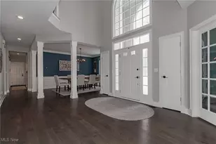 12430 Willshire Ln, Chardon, OH 44024 - Photo 4